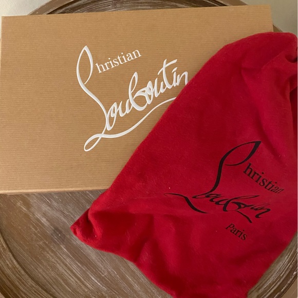 Christian Louboutin Pigalle Follies 100 Patent - Pre Loved - Picture 8 of 9